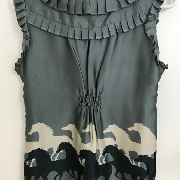 Collective Concepts Ruffle Trim Horse Print Top - Picture 2 of 6